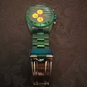 Invicta Pro Diver (Model No. 38214), from the "Master of the Oceans" collection.